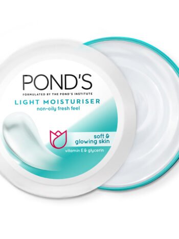 Hydrating Fresh Glow Light Moisturiser with Vitamin E and Glycerin for Radiant Skin
